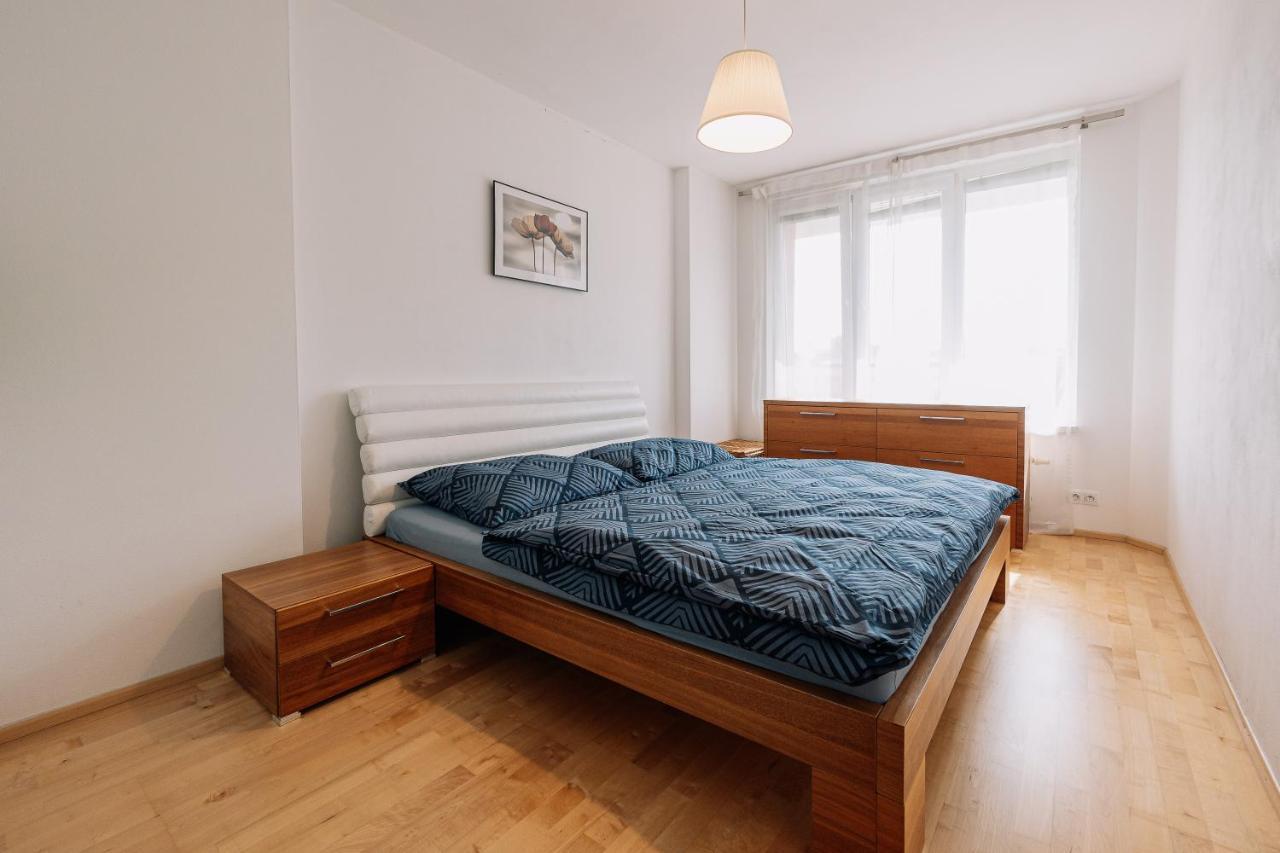 Apartment Family Bratislava Parking Slot Included! Экстерьер фото